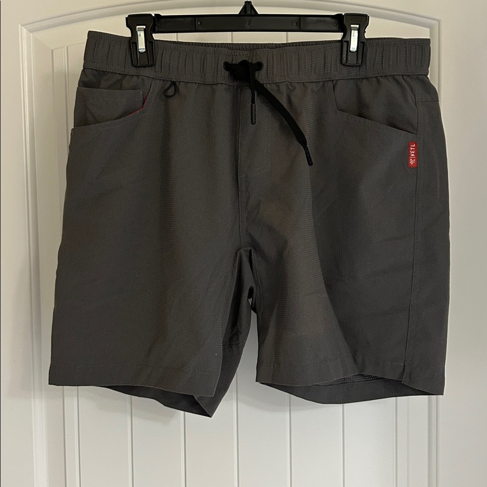 Ketl Vent Lightweight Active Shorts Size Large